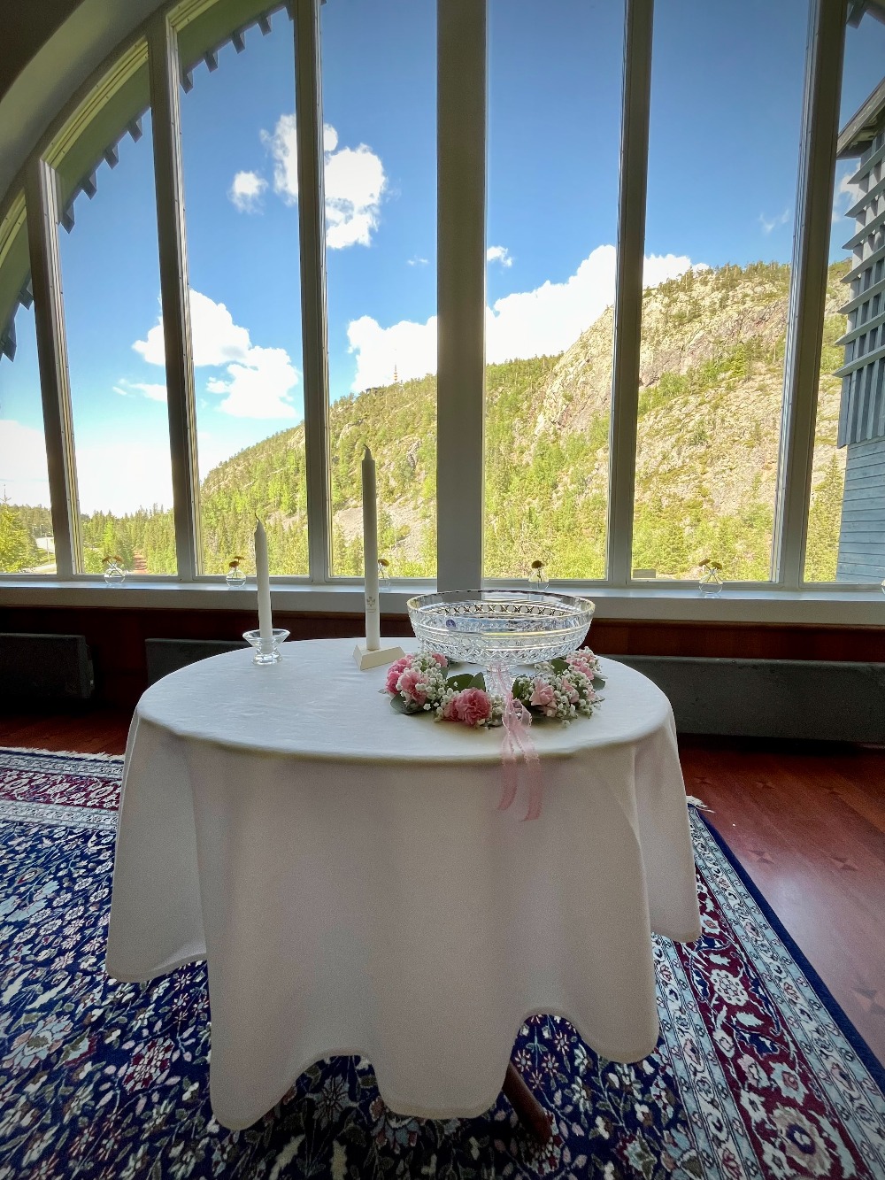 Ristiäiset upeissa Juhannuskallion maisemissa